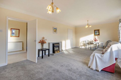 Click the photo for more details of Farndon, Cheshire