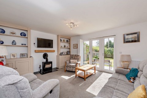 Click the photo for more details of Farndon, Cheshire
