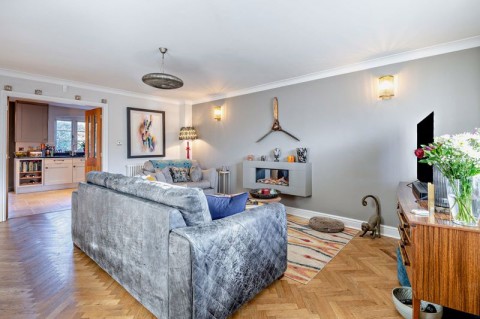 Click the photo for more details of Farndon, Cheshire