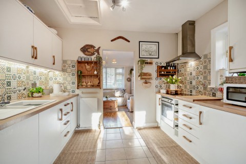 Click the photo for more details of Farndon, Cheshire