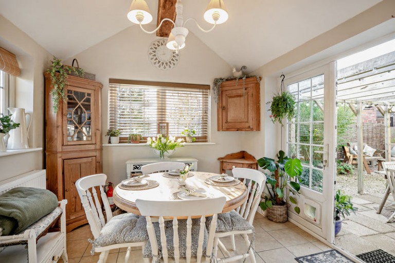 Images for Farndon, Cheshire