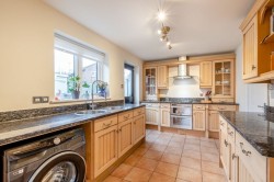 Images for Pulford, Cheshire