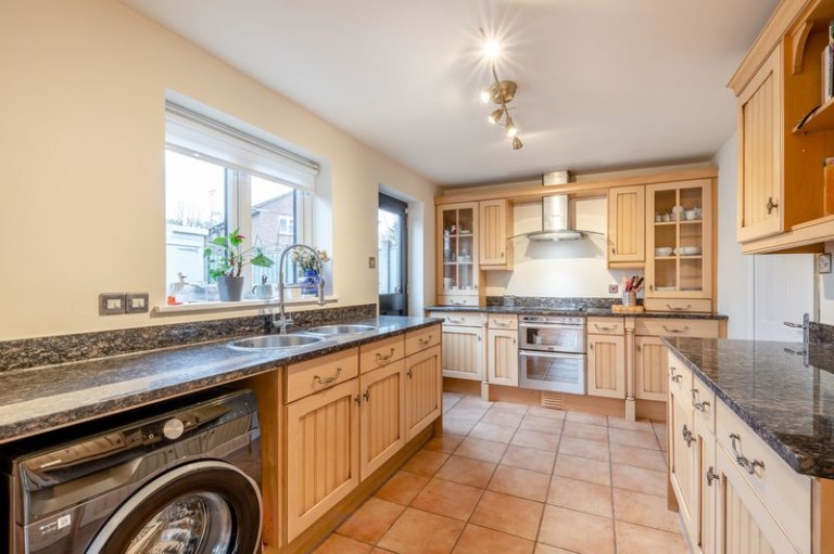 Images for Pulford, Cheshire