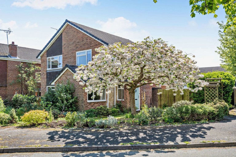 Images for Farndon, Cheshire