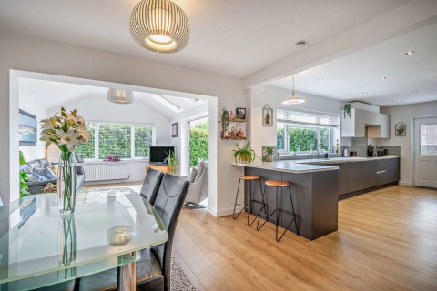Click the photo for more details of Farndon, Cheshire