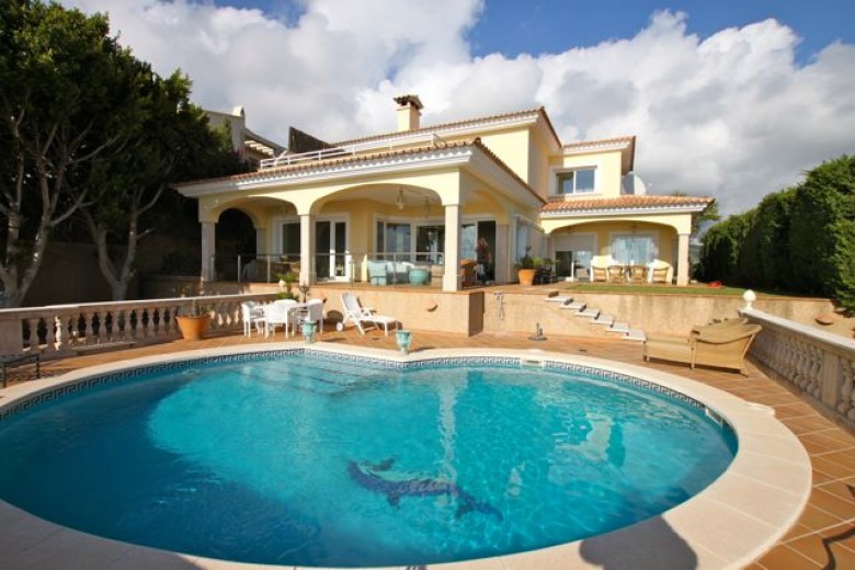 Click the photo for more details of Anchorage Hill, Bendinat