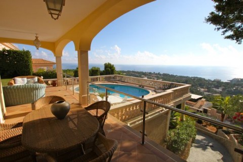 Click the photo for more details of Anchorage Hill, Bendinat