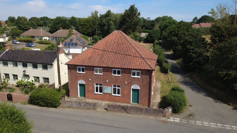 Click the photo for more details of Charsfield, Nr Framlingham, Suffolk