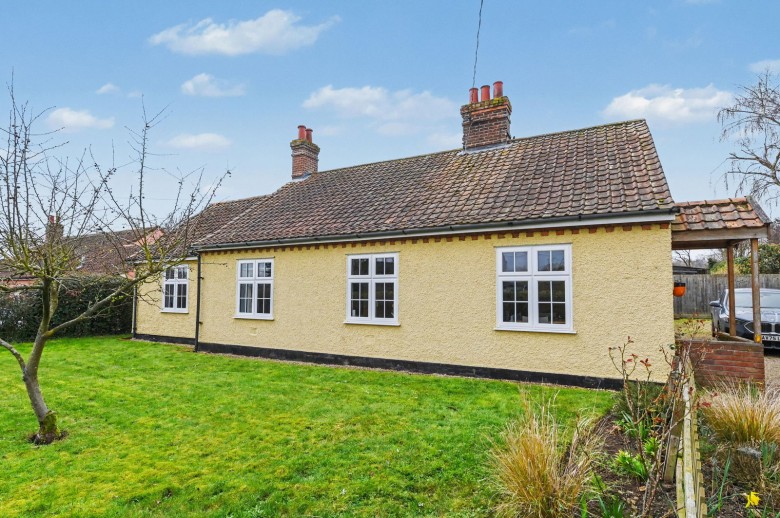 Click the photo for more details of Hacheston, Nr Framlingham