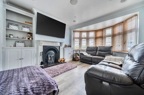 Click the photo for more details of Central Drive, Bersted, PO21