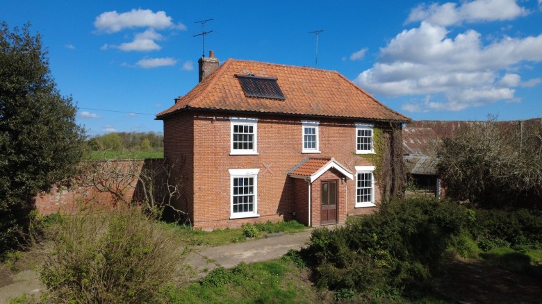 Click the photo for more details of Middleton, Nr Suffolk Heritage Coast