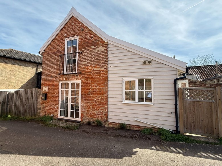 Click the photo for more details of Yoxford, Nr Saxmundham & Heritage Coast, Suffolk