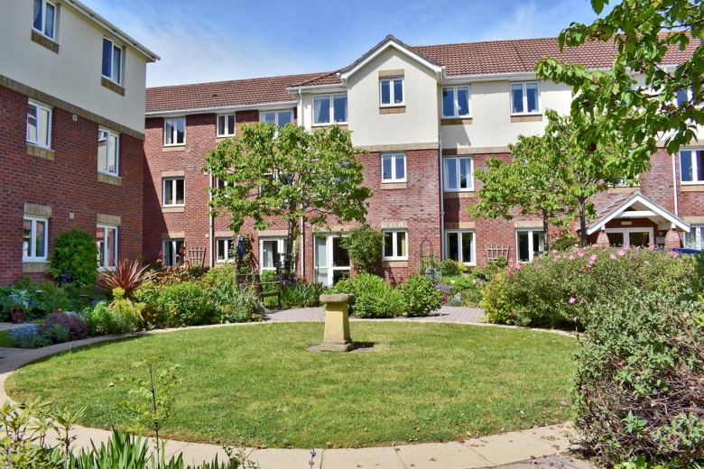 Click the photo for more details of Tylers Close, Lymington, SO41