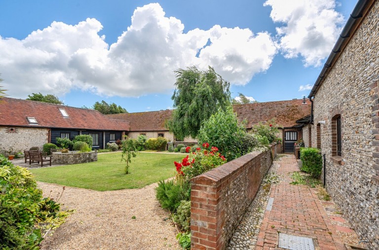 Images for Saxon Meadow, Tangmere, PO20