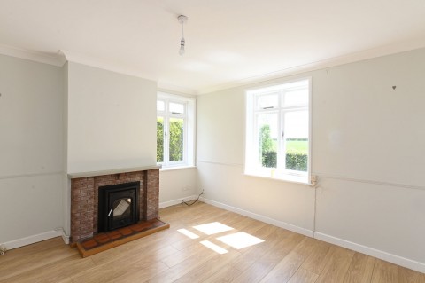 Click the photo for more details of Aldringham, Nr Leiston, Suffolk