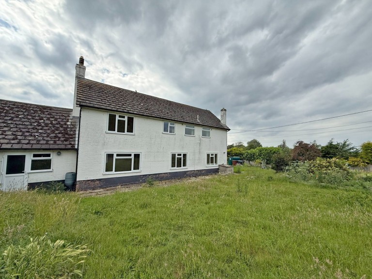 Images for Hepworth, Between Bury St Edmunds & Diss, Suffolk
