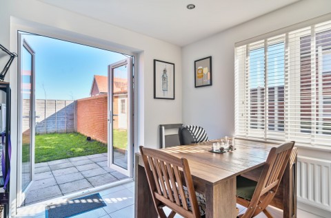 Click the photo for more details of Charlie Drive, Bracklesham Bay, PO20