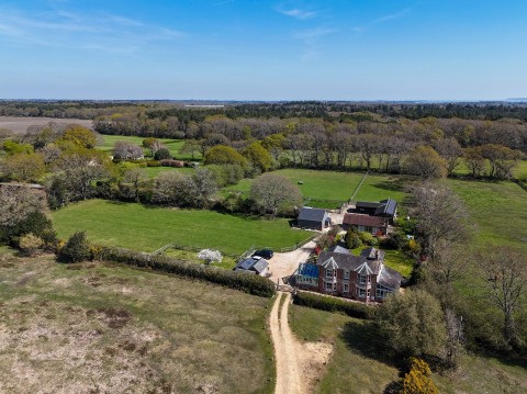 Click the photo for more details of Main Road, East Boldre, Brockenhurst, SO42