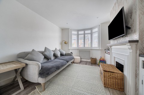 Click the photo for more details of Winden Avenue, Chichester, PO19