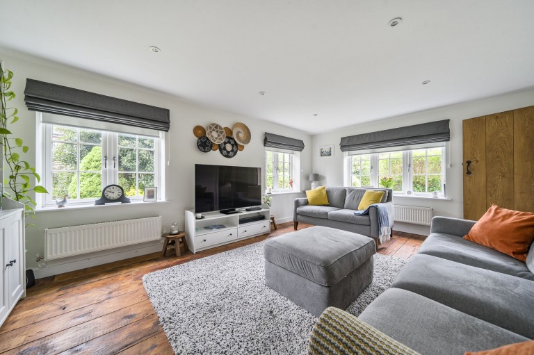 Images for Parbrook, Billingshurst, RH14