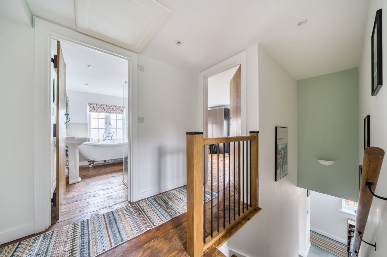 Images for Parbrook, Billingshurst, RH14