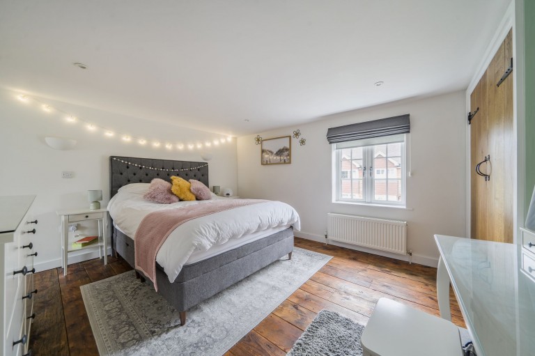 Images for Parbrook, Billingshurst, RH14