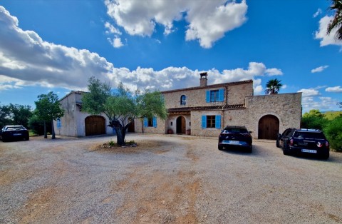 Click the photo for more details of Santa Maria Farmhouse, Santa Maria Farmhouse, NW Mallorca