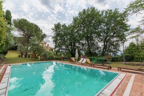 Click the photo for more details of Farmhouse in the hills of Florence, Florentine Hills, Tuscany