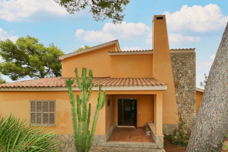 Click the photo for more details of Cas Catala villa, Cas Català, SW Mallorca