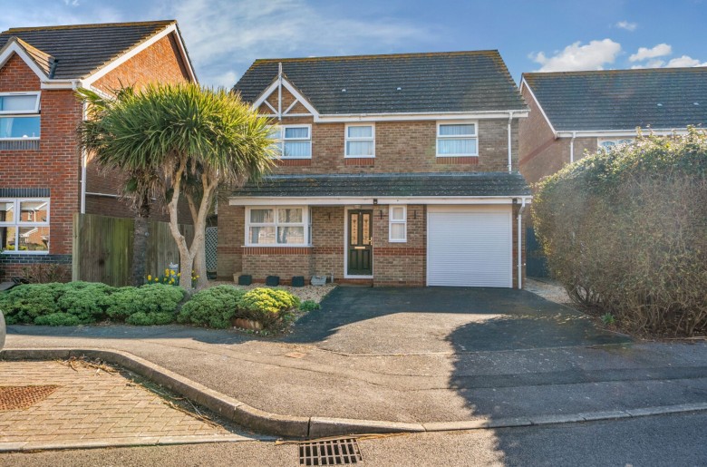 Click the photo for more details of Coxswain Way, Selsey, PO20