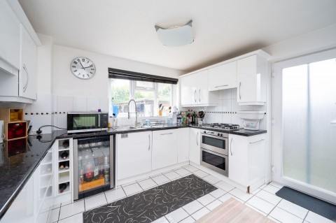 Click the photo for more details of Brook Road, Horsham, RH12