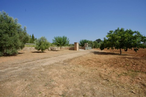 Click the photo for more details of Algaida Finca, Algaida, central Mallorca