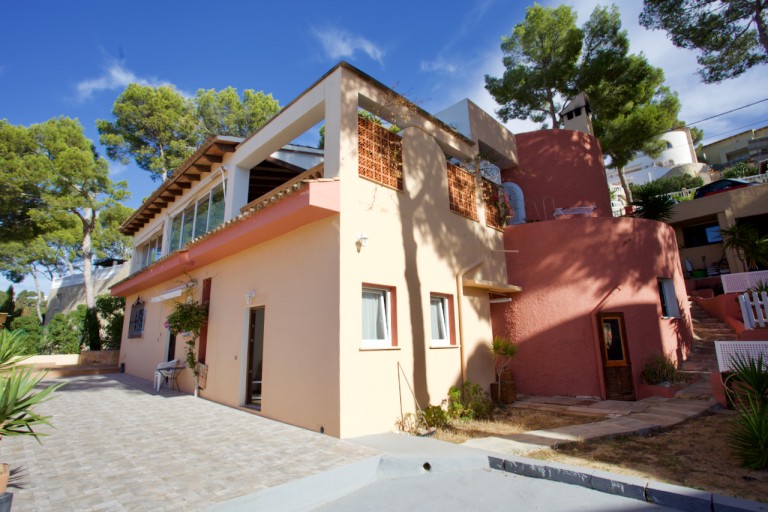 View Full Details for Santa Ponsa Villa, Santa Ponsa, SW Mallorca
