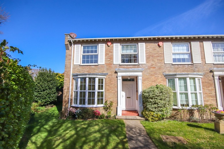 Click the photo for more details of Leelands, Pennington, Lymington, SO41