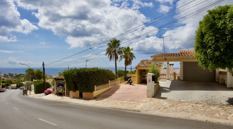 Click the photo for more details of Costa den Blanes Townhouse, Costa den Blanes, SW Mallorca