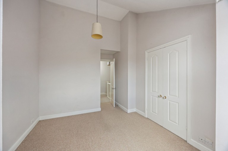 Images for Cissbury Close, Horsham, RH12