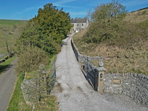 Click the photo for more details of Manchester Road, Tideswell, Buxton