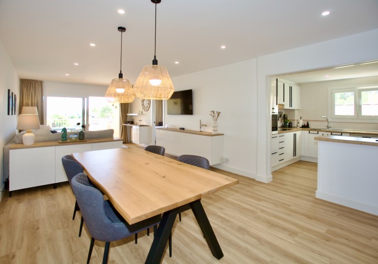 Images for Cala Vinyes beachfront apt, Cala Vinyes, SW Mallorca