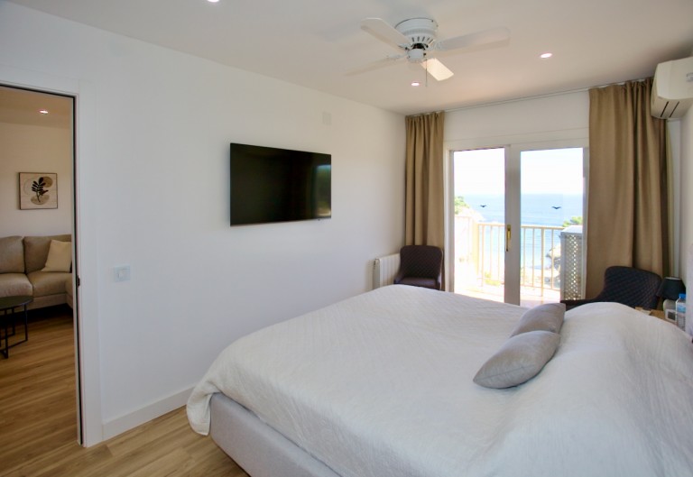 Images for Cala Vinyes beachfront apt, Cala Vinyes, SW Mallorca
