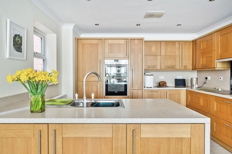 Click the photo for more details of Cuckoo Close, Emsworth, PO10