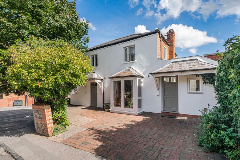 Click the photo for more details of Church Street, Henley-on-Thames