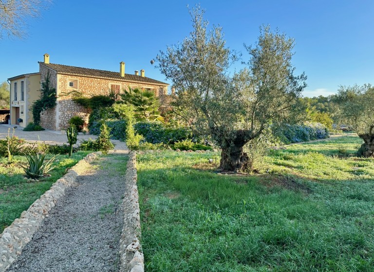 Images for Montuiri villa, Montuiri, Central Mallorca