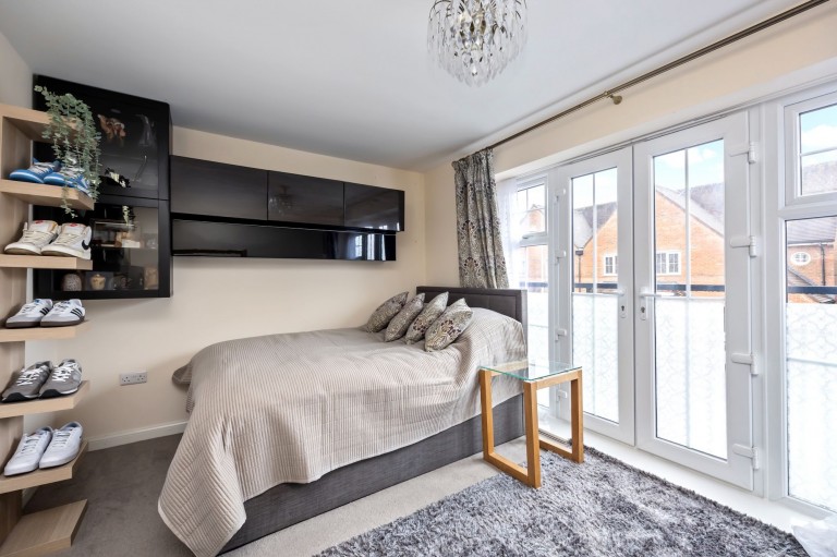 Images for Beeches Way, Faygate, RH12