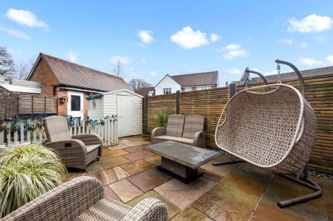 Click the photo for more details of Beeches Way, Faygate, RH12