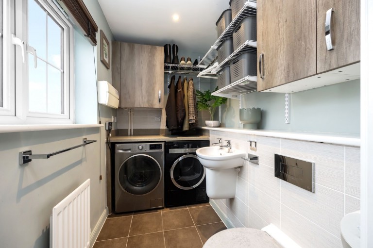 Images for Beeches Way, Faygate, RH12