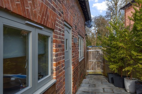 Click the photo for more details of Sunte Avenue, Lindfield, RH16