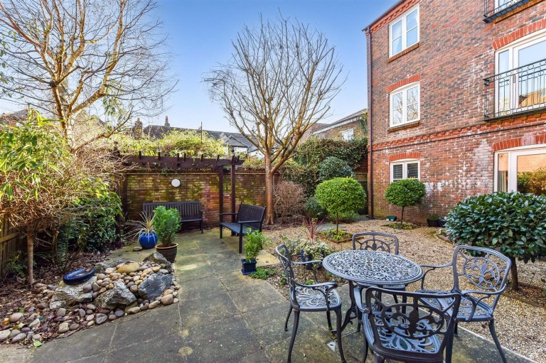Images for Deanery Close, Chichester, PO19