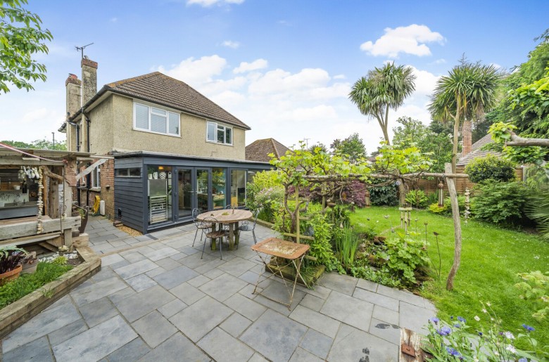 Click the photo for more details of Shripney Road, Bognor Regis, PO22