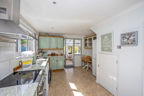 Click the photo for more details of Granary Way, Horsham, RH12