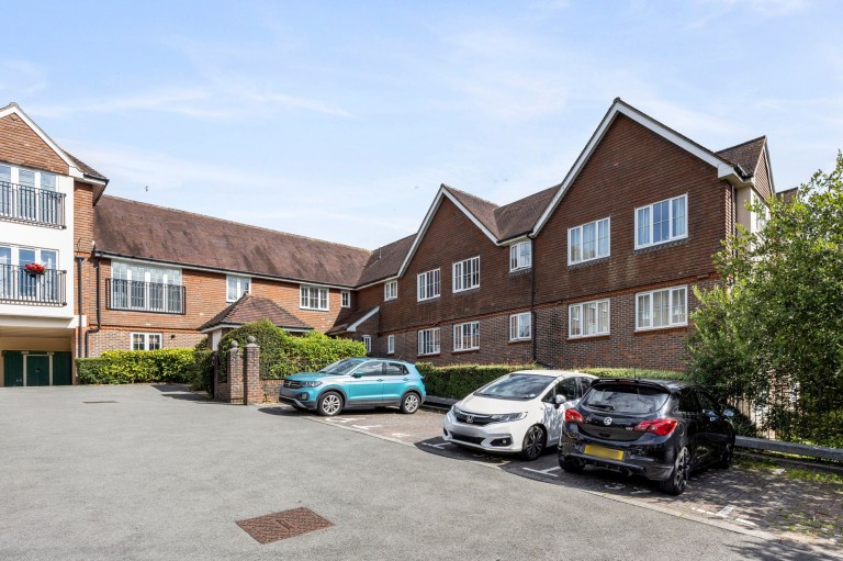 Images for Highbank, Haywards Heath, RH16